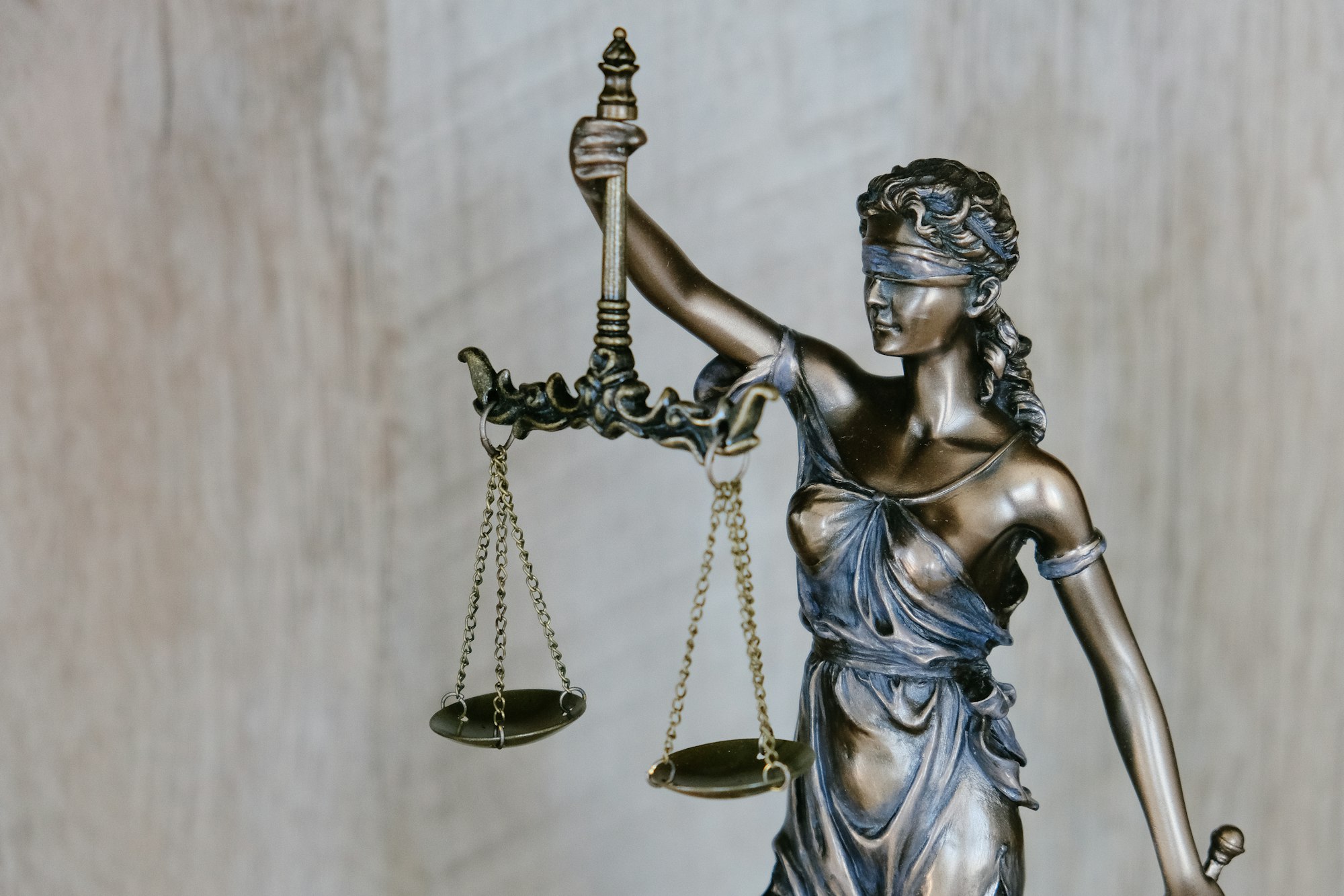 Arbitration & Legal Support in Dubai, UAE